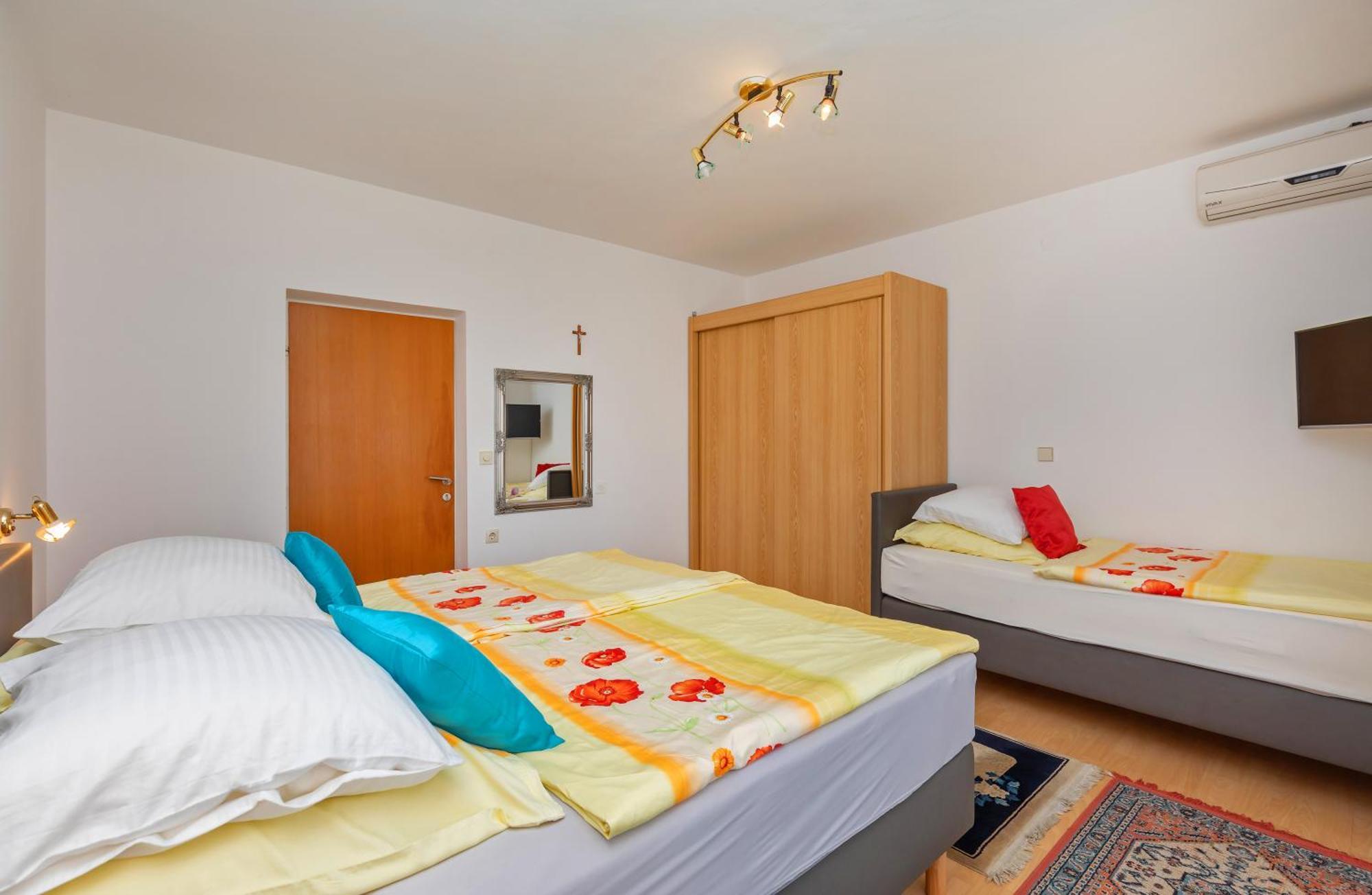 Apartmani Galic 2 Mlini Exterior foto